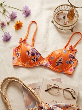 Savage X Fenty Unlined Demi Bra – 32D l | Vinyl‑Look Y2K Glam | Bold Boudoir